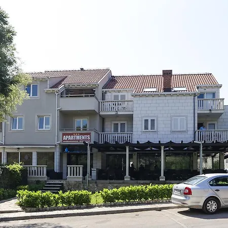 Summer Apartment *